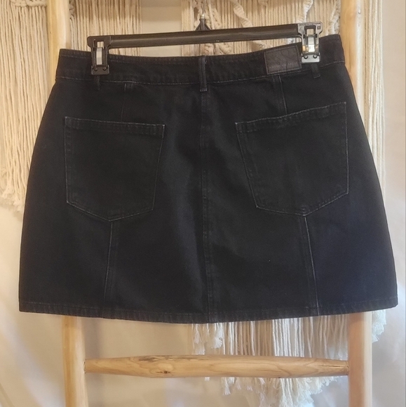 American Eagle - Picture 5 of 6